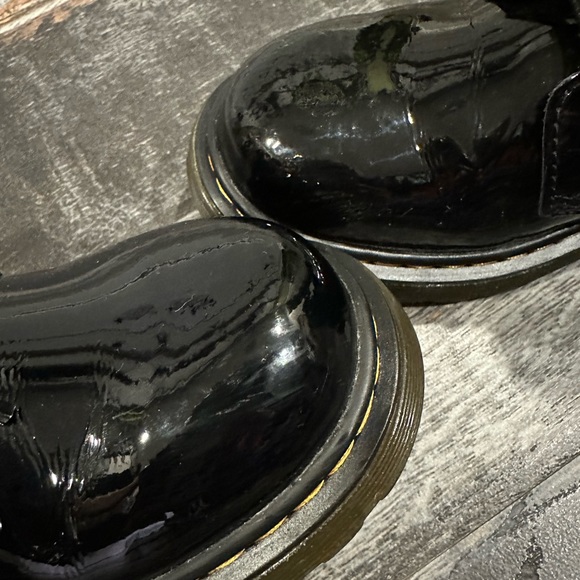 ✨Dr. Martens 1460 8-eye Black Patent Boot✨ - Picture 14 of 14